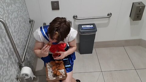Toilet Chicken (2019)