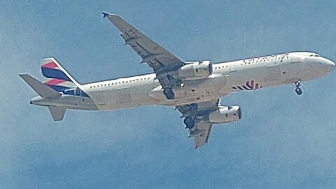 Airbus A321 PT-MXD coming from Manaus to Fortaleza