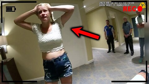 Amy Caught Having 3sum Infront Of Her Son