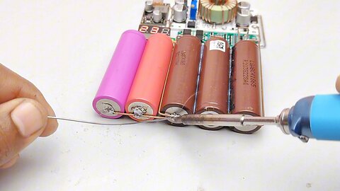 How to Make Sound Controlled LED Light #SoundControl #LEDProject #ElectronicsDIY #TransistorCircuit