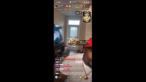 Cupid back gifting her baby daddy mayor 👀 back on goo terms 🫣