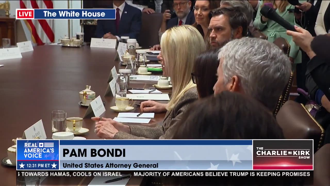 DESPITE THE DEM SHUTDOWN- LAW ENFORCEMENT WORKING WITHOUT PAYCHECKS