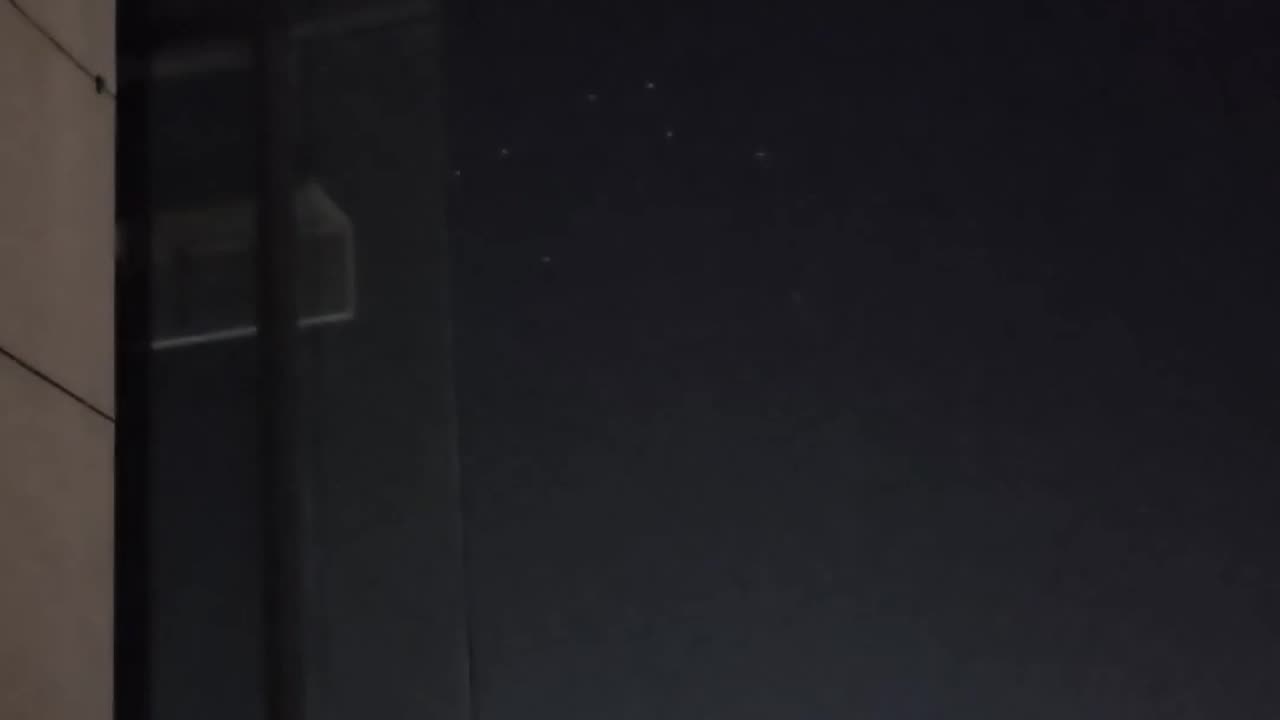 🌊🚀 UFO Sighting in Sydney, Australia: What's Going On? | TheTruthAbove