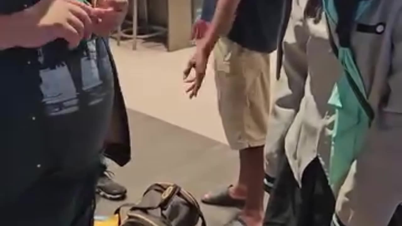 Bowling with Friends 🎳 Fun Night Out | Hanging Out and Strikes at the Alley