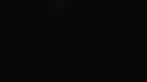 WHAT IS THIS IN THE SKY MOVING OVER DUTCHESS COUNTY NY! A COMET?!!!!