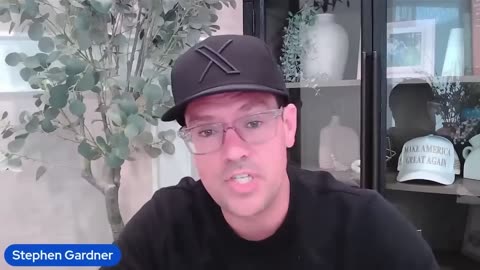 [2025-11-08] 🔥Alex Jones WARNS Trump he's WALKING INTO A TRAP!