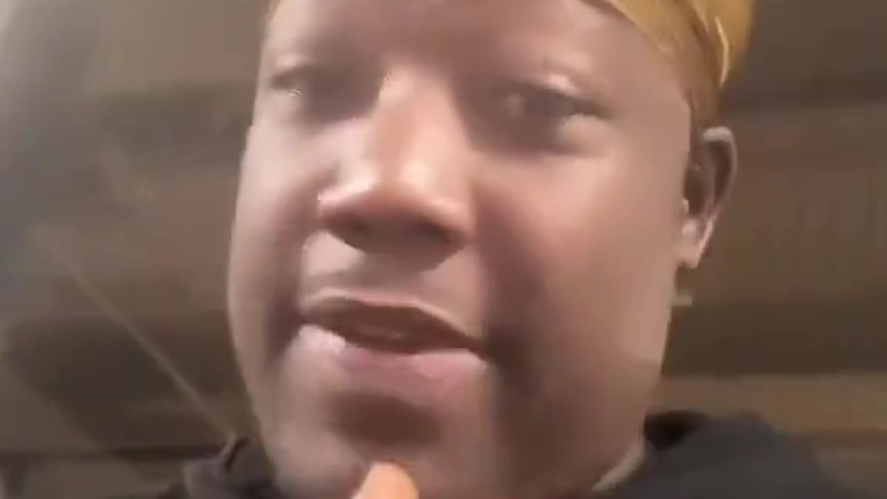 Walmart stampede coming? Be FUNNY if Walmart closed their doors = 11.3 - Bring Running shoes, be able to run a block