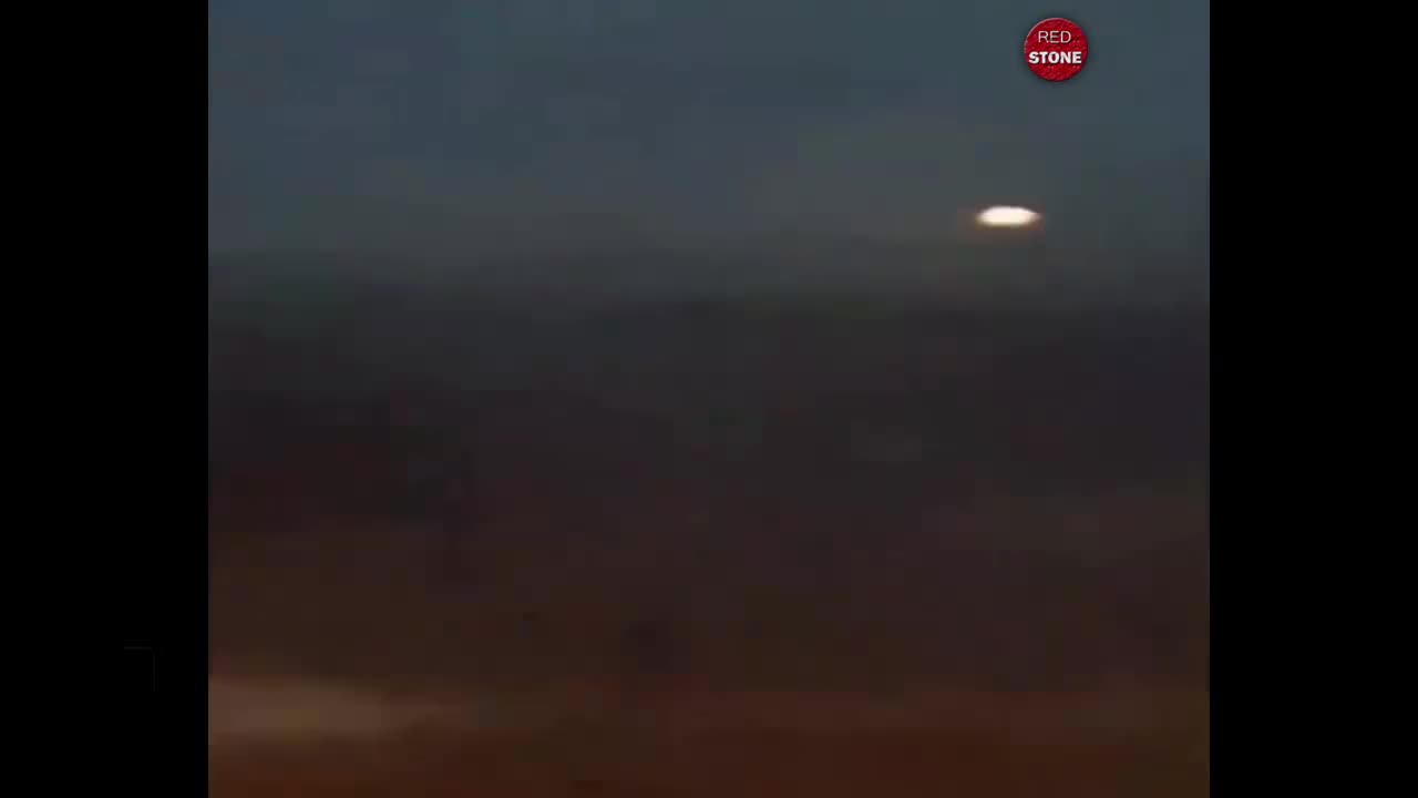 WEIRD ALIENS USES VOLCANOES POWER AS WEAPONS AND POWER SOURCE