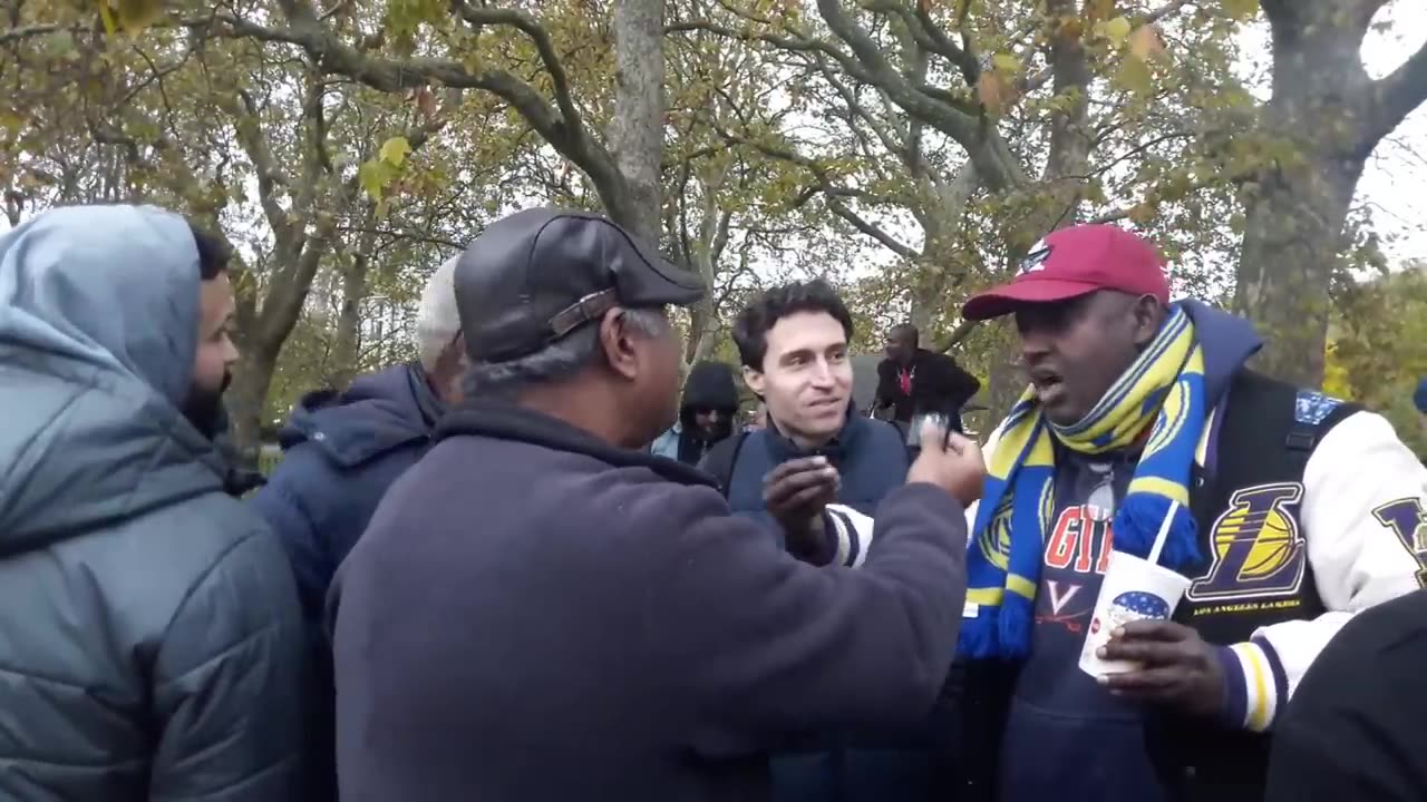 Speakers Corner - Uncle Sam Talks To Muslims, The Discussion Gets Heated, Arguin