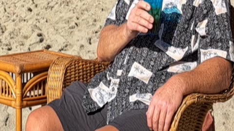 My final toast of 2025. Happy New Year!