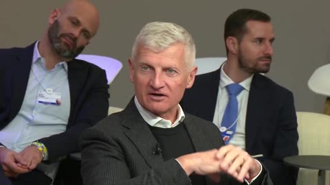 WEF Elites Push Lab-Grown 'Meat' & 'Tech Foods' for the Masses