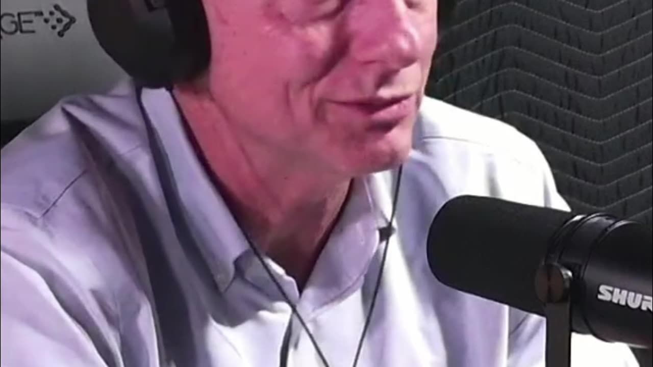 Why Are Voters Backing Failing Political Leaders? #shorts