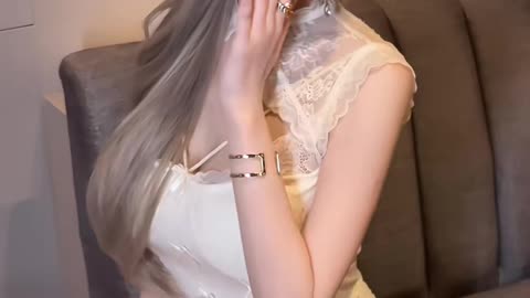 Daily Beauty EP 685 | Gorgeous White Pantyhose Passionate Outfit Change