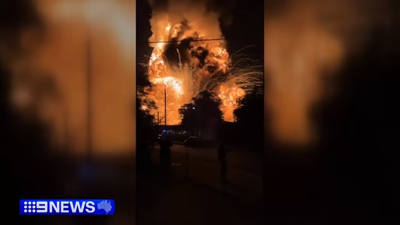 Huge inferno at Sydney waste facility