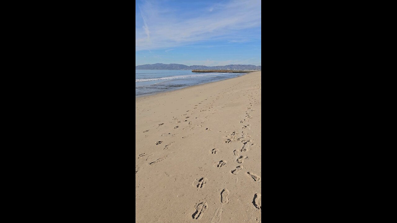 Welcome 🤗 to the beach 🏖️