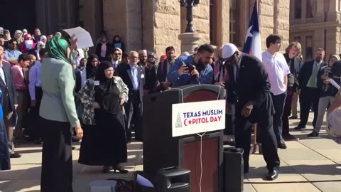 The Texas Tribune - Protester at Texas Muslim Capitol Day