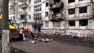 Russia strikes Dnipro as Geneva hosts talks on Trump's Ukraine plan