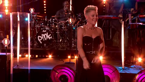 Who Knew - P!nk (live music video)