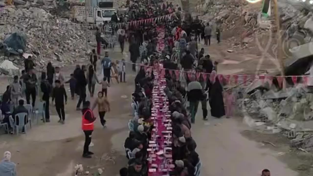 The longest Ramadan Iftar table in Rafah, south of Gaza Strip 🇵🇸 ❤️