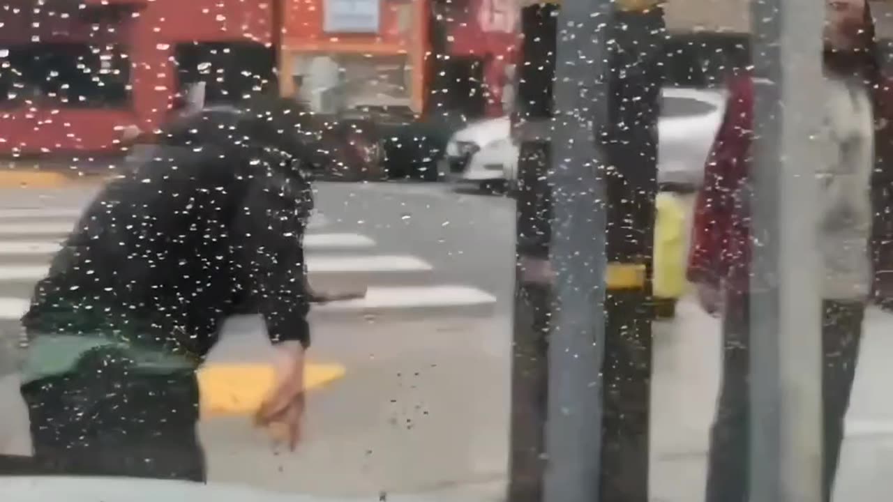 Top 5: Old Man Strength Clips