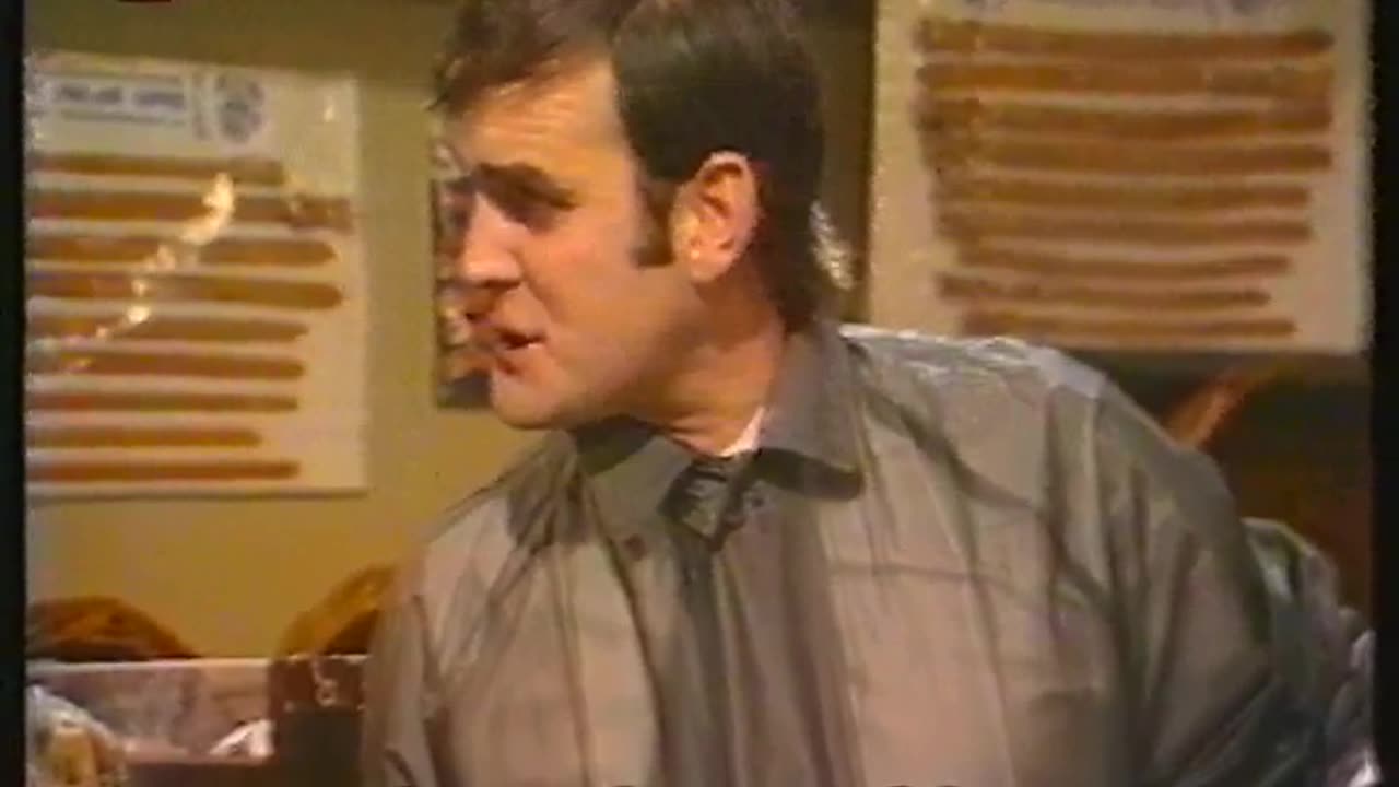 Monty Python's Flying Circus S1E08 (Plnočelná nahota, CZ sub.)