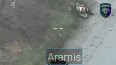 Ukrainian Marines Intercept Advancing Russian Machine Gunner