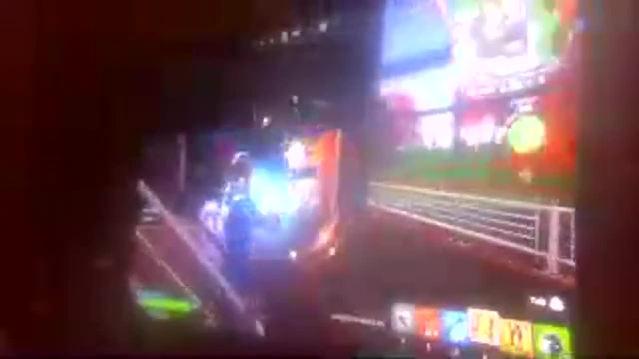 [25Sept25]#G Cyraxx more button mashing fortnite (Trash)