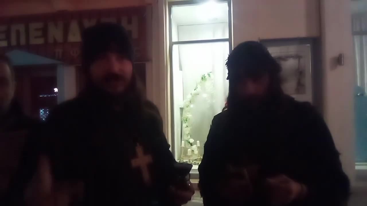 ΣΕ ΠΟΙΟΝ ΚΑΝΕΤΕ ΥΠΑΚΟΗ;