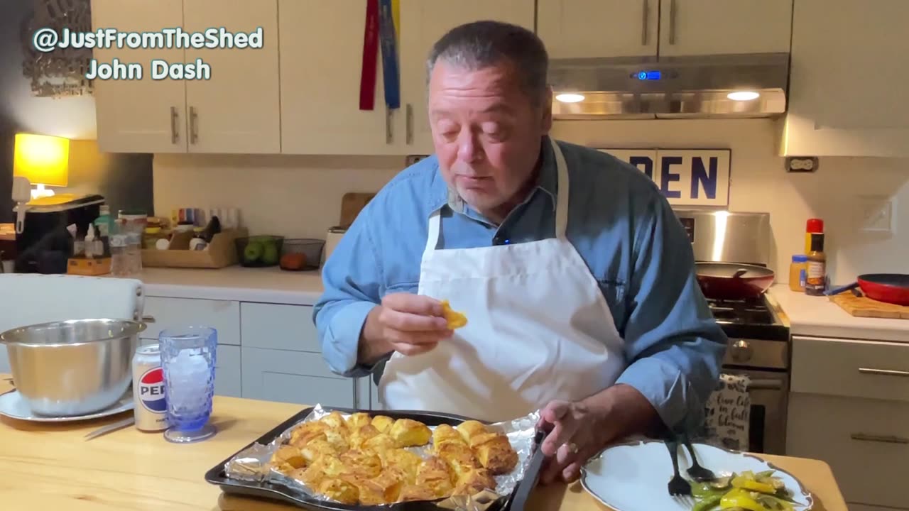 Homestyle Garlic Bread Ready for a quick and delicious meal?