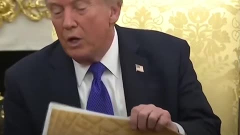 "Eres de tercera categoría": La descarga de Trump contra un reportero de Reuters