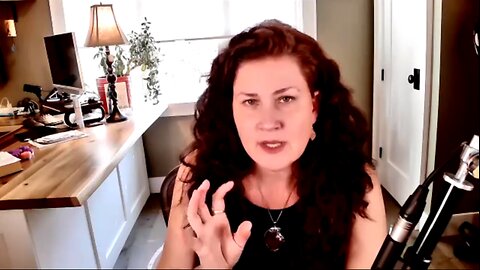 Stop Suppressing, Start Healing: The Ancient Art of Listening to Your Body with Amandha Vollmer