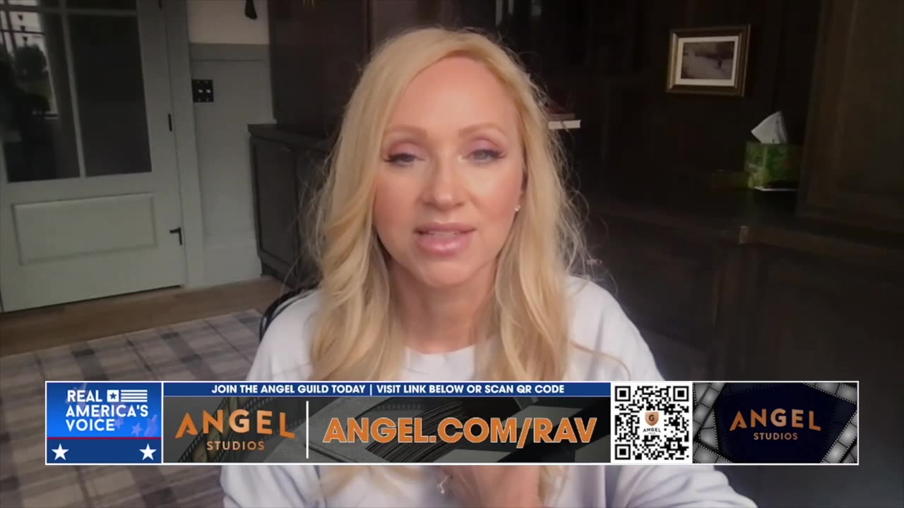 LEIGH-ALLYN BAKER TALKS ABOUT HER NEW SERIES “A WEEK AWAY”