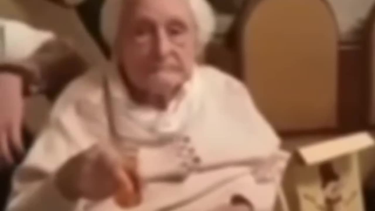 Granny Loves Hitler