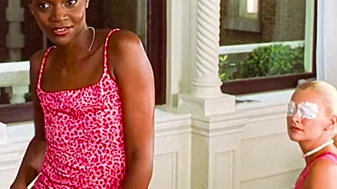 Roommates from Space