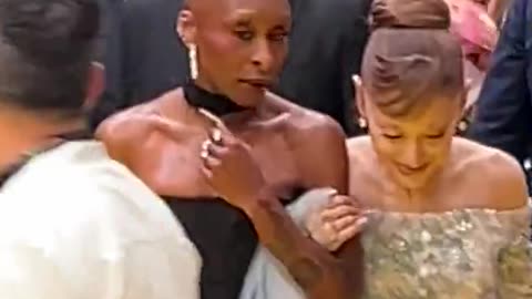 Ariana Grande is ambushed by fan at Wicked