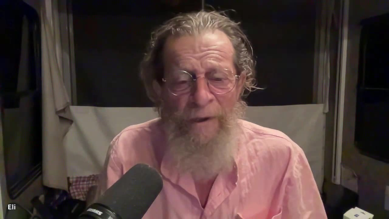 Superbowl a Puppy Show.