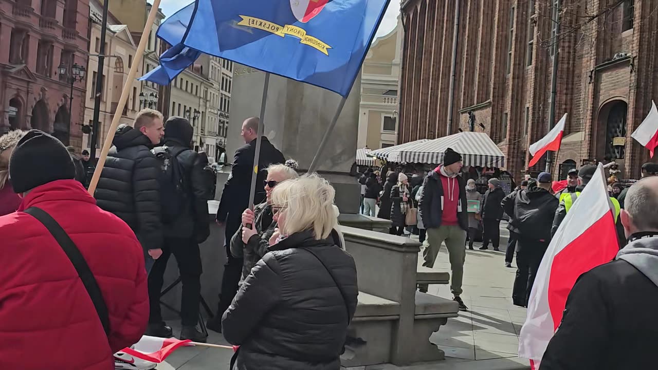 Protest przeciwko[Rolka]