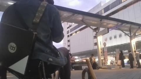 静岡市駅前ライブ２０２５。ともぞう(tomozo)