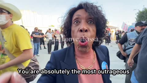 Rep. Maxine Waters joined anti-ice protestors in Los Angeles, CA yesterday
