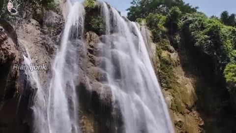 AIR TERJUN PUTRI NGLIRIP