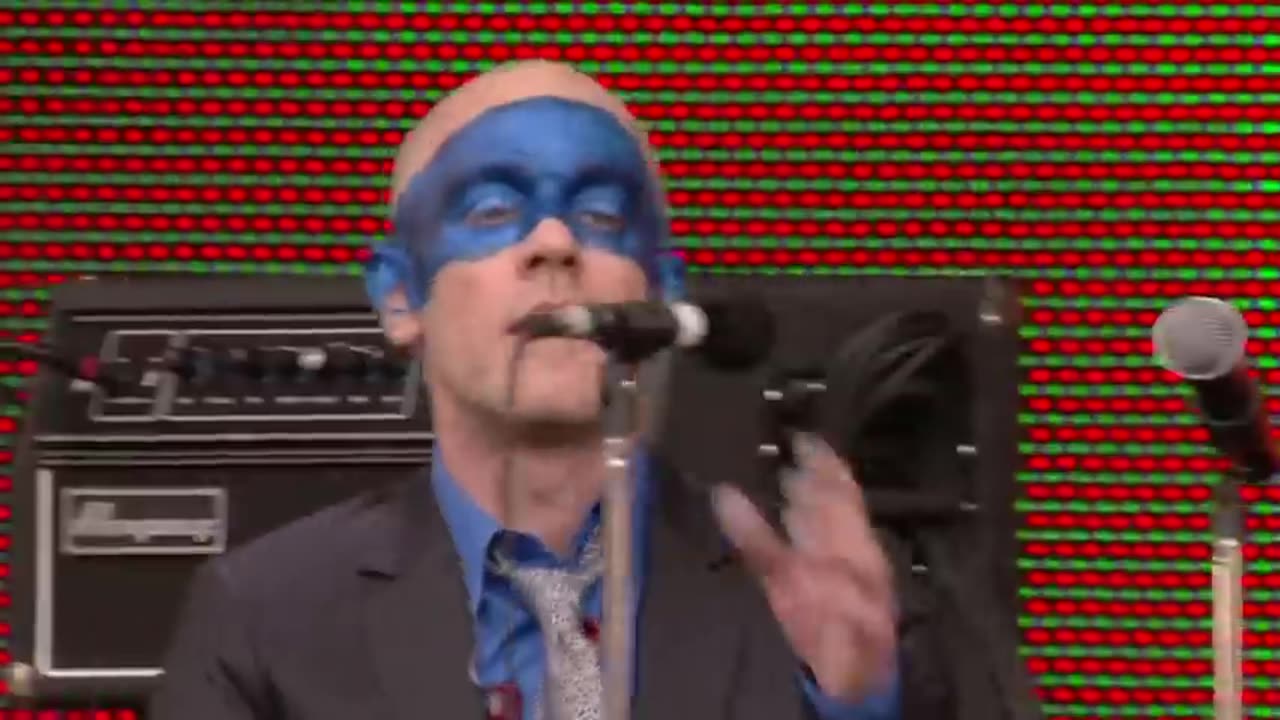 🌎 🙏 HOLD ON —R.E.M.—May not be the End Of The World (EOW) have u heard the Puddle version?