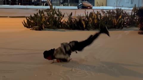 Breakdance On Ice