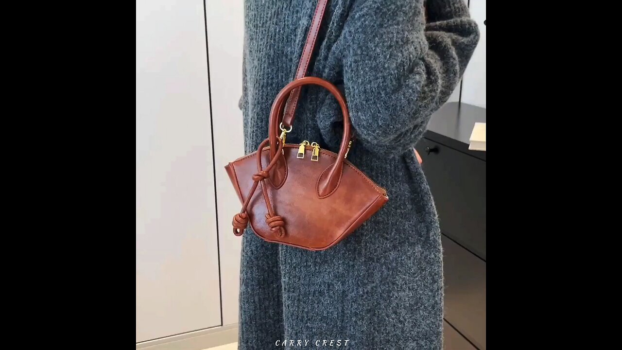 Elegant Mini Handbag for Everyday Use | Designer Shoulder Bag | Modern Small Purse with Knot Detail