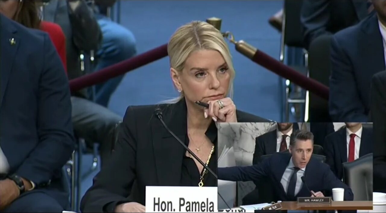 Sen Hawley Slams Dem Hypocrisy on Political Targeting After Biden's FBI Phone Taps Revealed