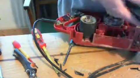 How to Build a Van Der Graaf Generator - Part 5b - Rollers and motor