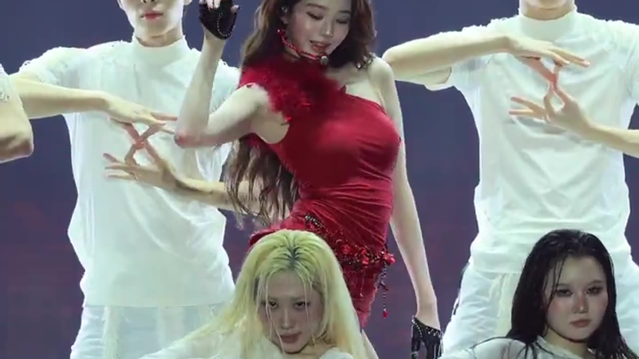 Jang Wonyoung Kpop 2025