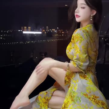 Daily Beauty EP 243 | Sensual Creamy Yellow Dress Teasing Posing