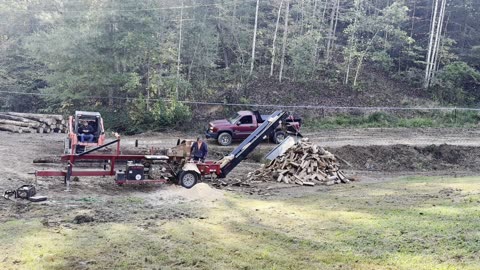 Maple Season is upon us! 🥳🙌🏼 Beyond thankful to have our firewood ready to go for the season 🍁🪵
