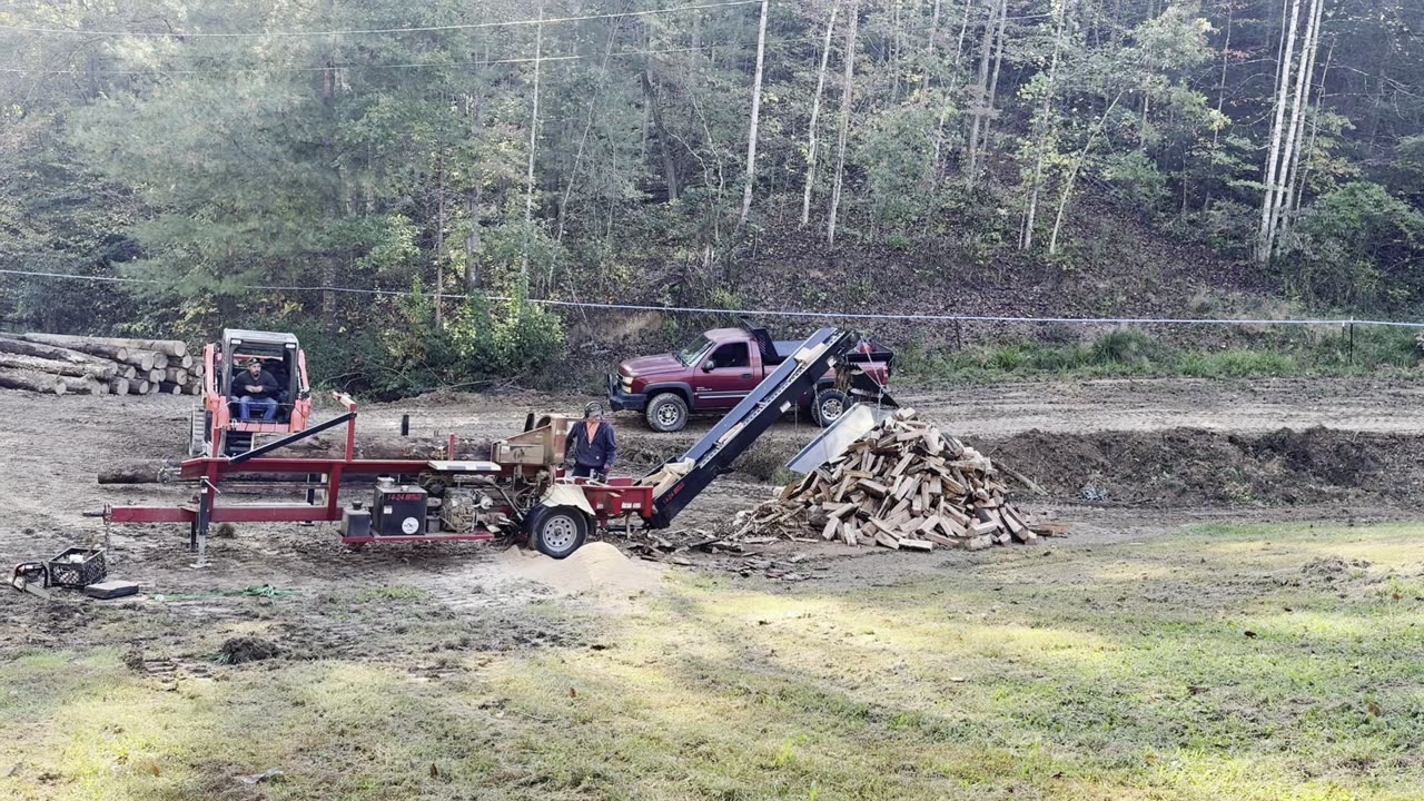 Maple Season is upon us! 🥳🙌🏼 Beyond thankful to have our firewood ready to go for the season 🍁🪵