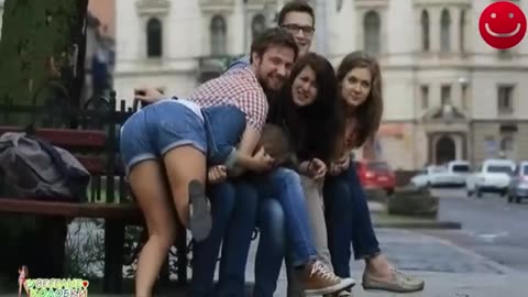 Right Moment Pics - Photo fun girl 2016 - Funny videos - Funny pics compilation 2016